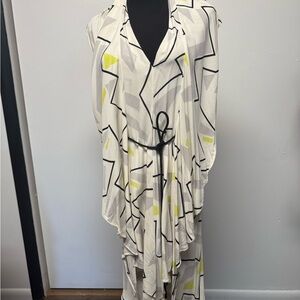 Diane Von Furstenberg White and Black Geometric Mini Dress